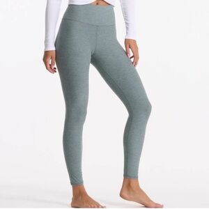 Vuori Clean Elevation Leggings (color Stormy Heather) Small